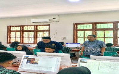 Kasubbag TU Kemenag Aceh Selatan Hadiri Pelaksanaan TKA 2026 Hari Keempat di MAN 1 Aceh Selatan